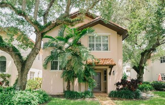 483 MENENDEZ AVE