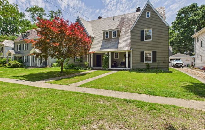 Beautiful 4 Bedroom 2 Bathroom Single Family Home Located in Newport News VA
