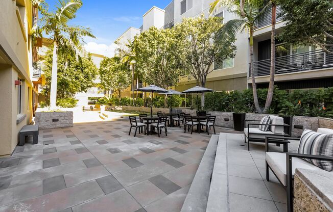 3 beds, 2 baths, $3,800, Unit UNIT # 201