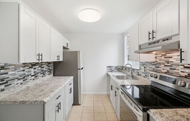 3 beds, 1.5 baths, 1,231 sqft, $2,295, Unit N1