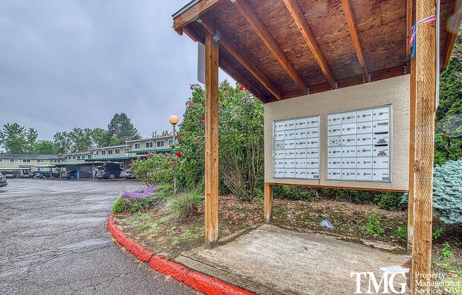 2 beds, 2 baths, 946 sqft, $1,500, Unit 12
