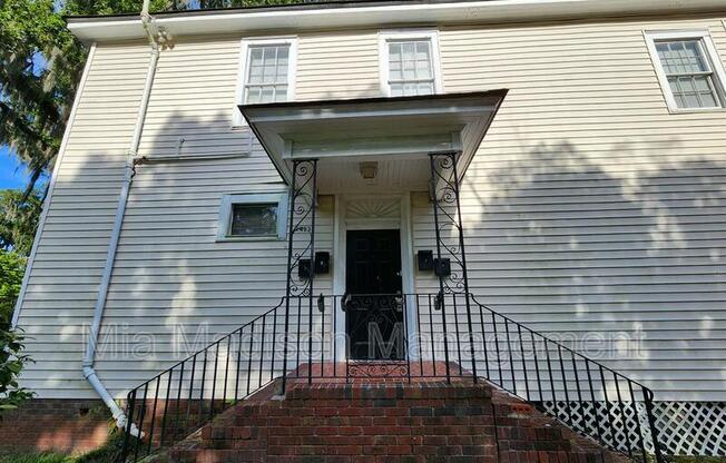 1413 E 42 ST