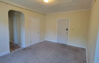 Spacious Apartment for Rent – 848 Linn Drive, Cleveland, OH 44108