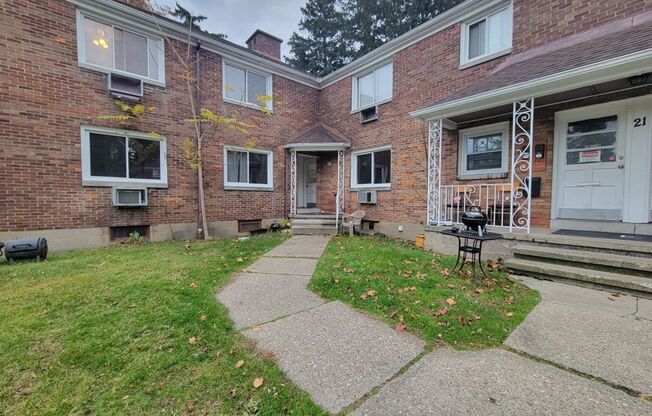 2549 Dewey Avenue