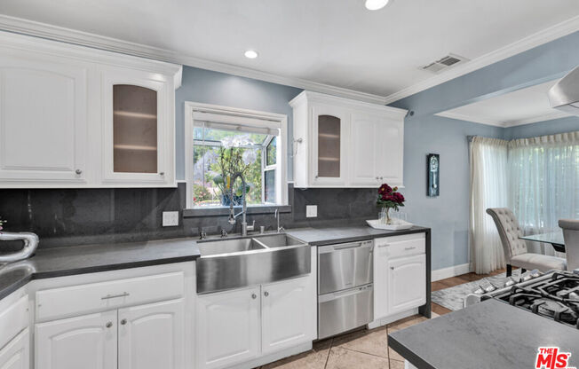 6241 CANBY AVE