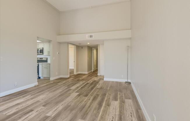 1 bed, 1 bath, 718 sqft, $2,750, Unit 319