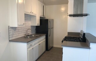 3723 Mentone
