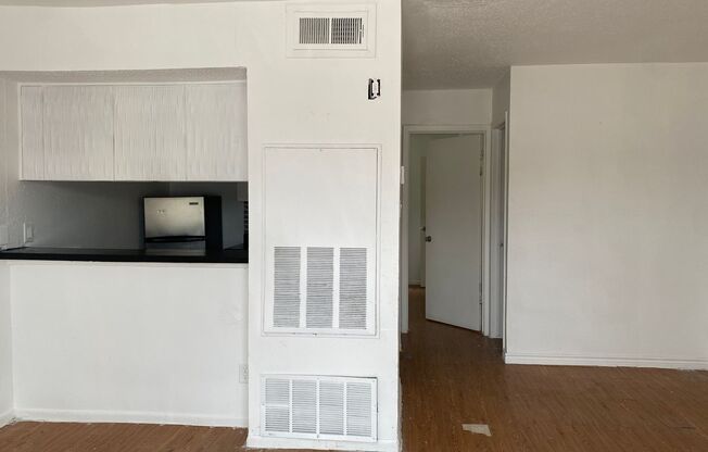VICTOR APARTMENTS
