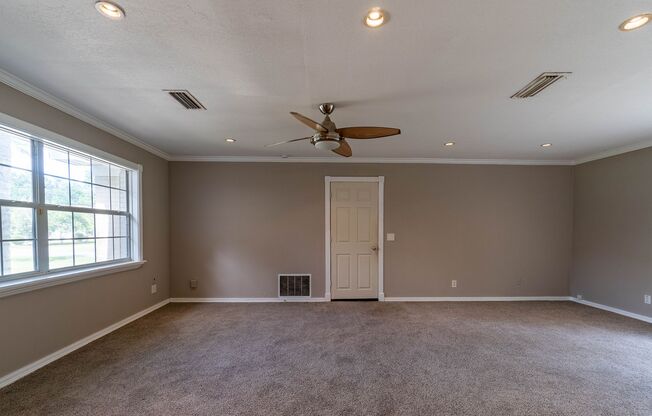 3 beds, 2 baths, $1,895