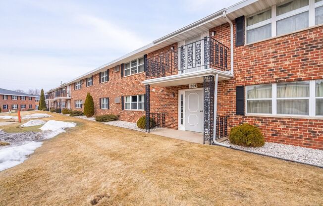 1 bed, 1 bath, 582 sqft, $999, Unit 1032-01