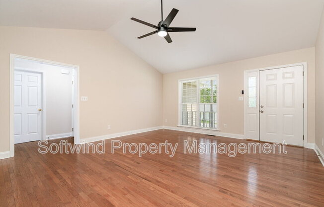 1803 RED BIRD CIR SE