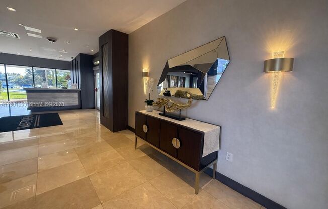 3 beds, 3 baths, $3,250, Unit # 1037