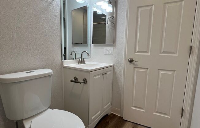 Studio, 1 bath, 380 sqft, $2,095, Unit 777-111