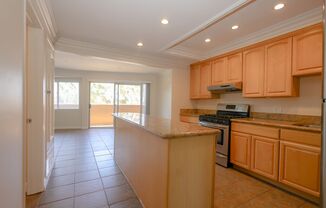 1 bed, 1.5 baths, 869 sqft, $3,295, Unit 02