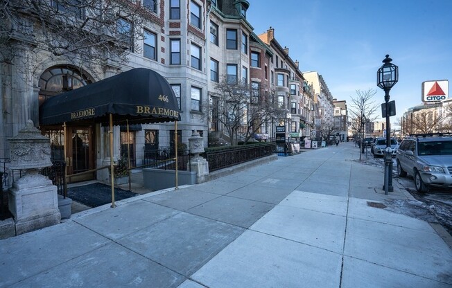 Studio, 1 bath, 350 sqft, $2,500, Unit 204