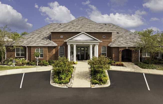 Welcome to The Gardens at Polaris Apartments
