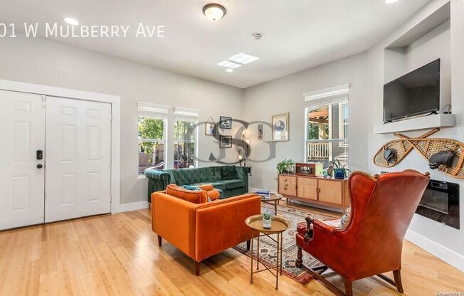 801 W MULBERRY AVE