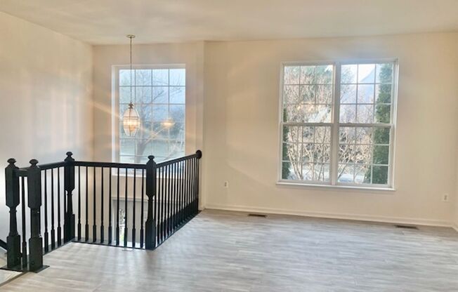 Fantastic 4 BR 3.5 BA home