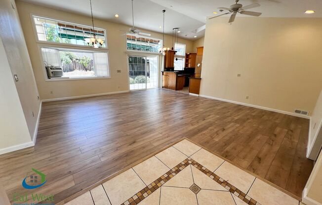 $5800 - Spacious 5 Beds 4 baths with large back yard near Apple HQ (shared single car garage unit on right side)!