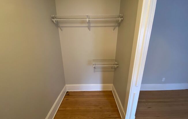 Studio, 1 bath, 300 sqft, $1,450, Unit Unit 106