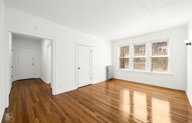 7930 S Ingleside