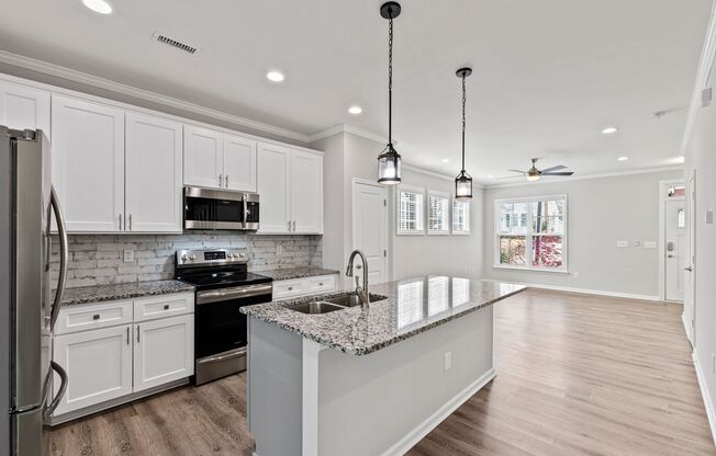 3 beds, 2.5 baths, $1,900, Unit Unit A