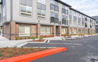 1 bed, 1 bath, 754 sqft, $1,650, Unit 213