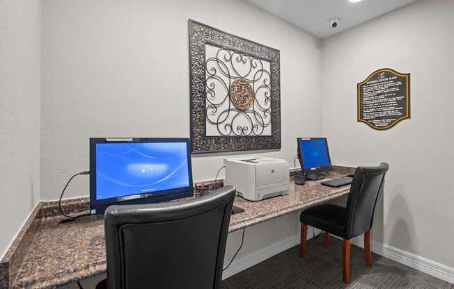 Preston Bend Apartment Homes | Dallas, TX