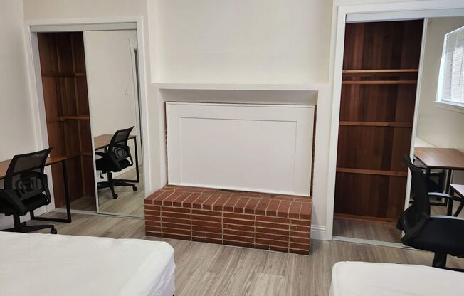 College Ave Apartment for Rent