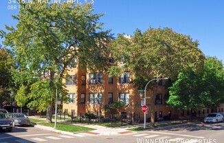 3438 N RACINE