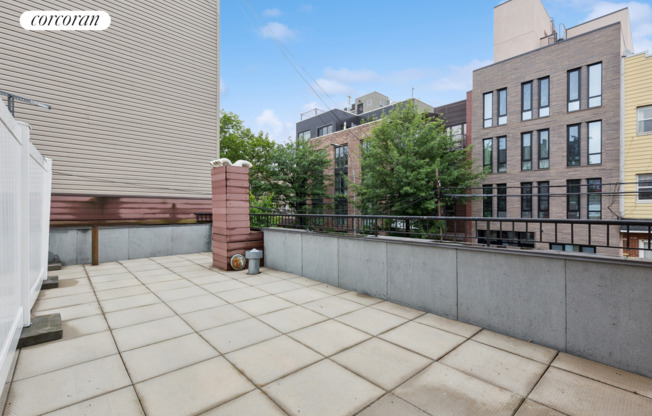 419 HUMBOLDT ST