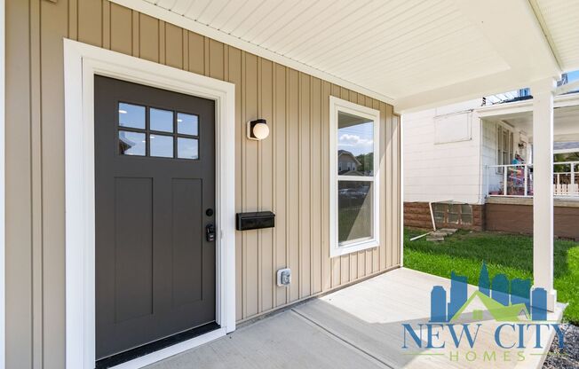BRAND NEW! 2 Bedroom 2 1/2 Bathroom Newly Built Home in Columbus!