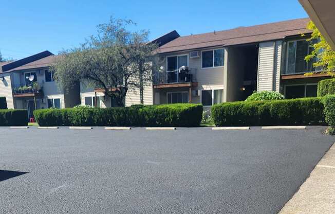 Emerald East Apartments