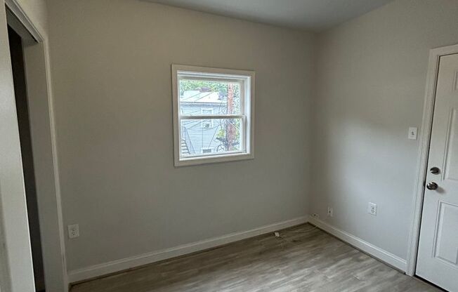 3 beds, 1 bath, 750 sqft, $2,000, Unit 3