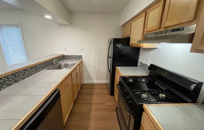 1 bed, 1 bath, 650 sqft, $1,409, Unit PEN-101A