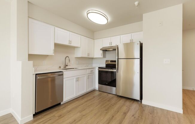 Studio, 1 bath, 413 sqft, $1,550, Unit 601