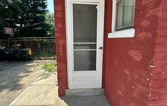 1 bed, 1 bath, $1,075