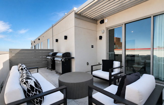 3 beds, 2 baths, 1,487 sqft, $6,995, Unit PH901