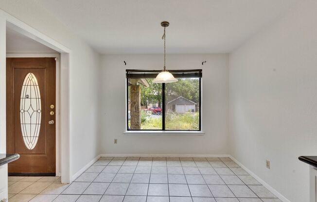 Great 3 bedroom home in South Austin!