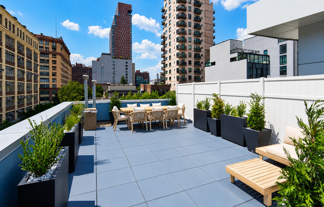 2 beds, 1 bath, 1,270 sqft, $5,450, Unit 1B