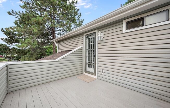 2 beds, 2 baths, $2,300