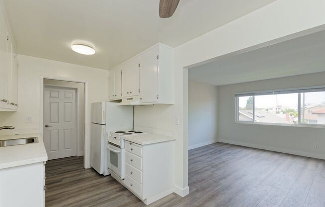 1 bed, 1 bath, 650 sqft, $1,845, Unit 215