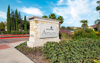 Avenues at Tuscan Lakes