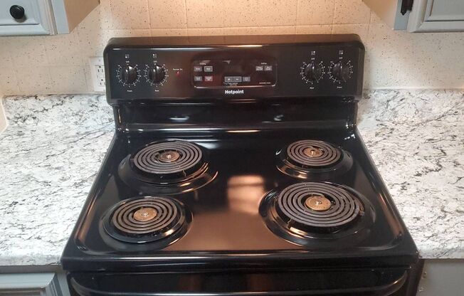 1 bed, 1 bath, 620 sqft, $755, Unit 7818-103