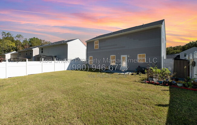 4 beds, 2.5 baths, 1,903 sqft, $2,095