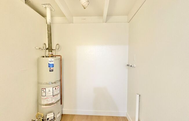 2 beds, 2 baths, 1,065 sqft, $2,600, Unit L72