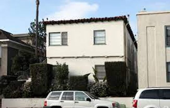 STR-1066-5TH AVENUE