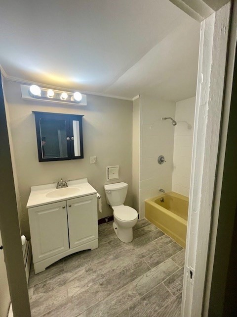 2 beds, 1 bath, 1,100 sqft, $2,500, Unit 1