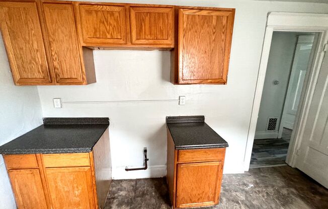 1 bed, 1 bath, $750