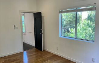 Studio, 1 bath, 500 sqft, $1,845, Unit 204